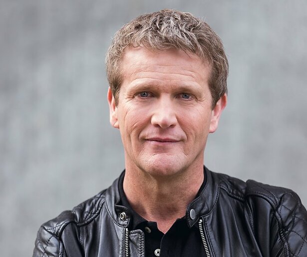 Alberto Stegeman gewond na ongeluk pokertoernooi