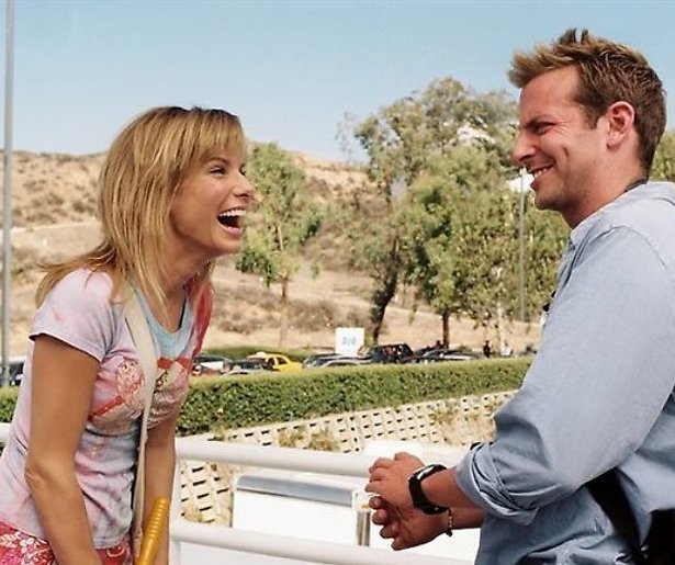 Sandra Bullock stalkt Bradley Cooper