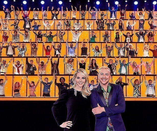 De TV van gisteren: RTL 4 wint zangstrijd