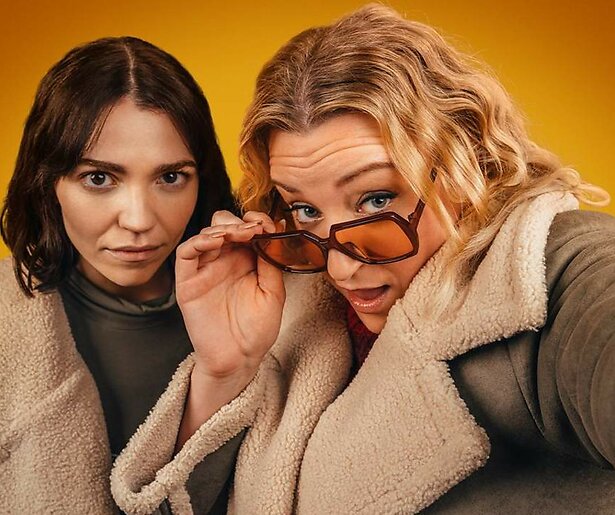 Maak je klaar voor de absurde comedy-thriller Am I Being Unreasonable? bij BBC First