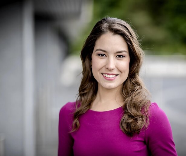 Viaplay-presentatrice Amber Brantsen in verwachting van tweede kind