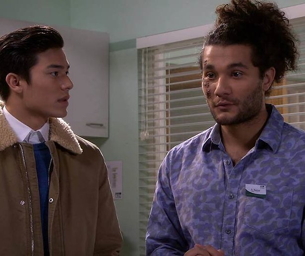 GTST-acteur Alkan Çöklü gewond aan gezicht