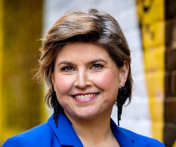 Angela de Jong tot tranen toe geroerd door laatste aflevering Oogappels