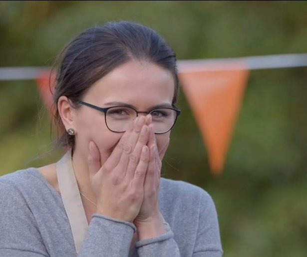 Anna wint Heel Holland Bakt