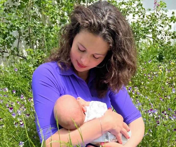 Boer Zoekt Vrouw-boerin Annemiek bevallen van een zoon