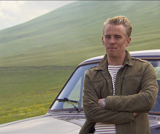 Melige Art Rooijakkers goochelt met eigen naam