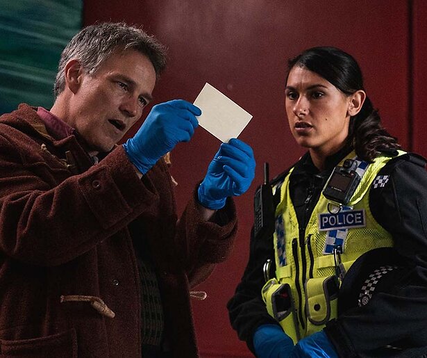 Speur maar lekker mee met de nieuwe politieserie Art Detectives bij BBC NL