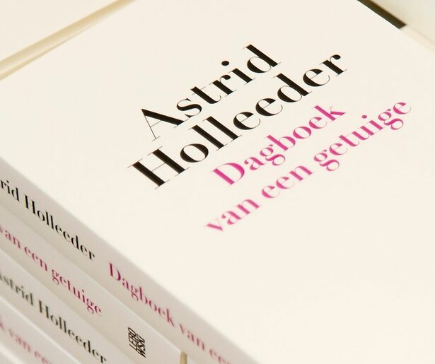 Opvallend: Astrid Holleeder herkenbaar te zien in RTL Boulevard