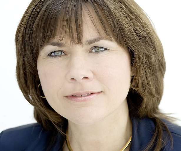 Astrid Kersseboom meldt zich als opvolger Philip Freriks bij De Slimste Mens