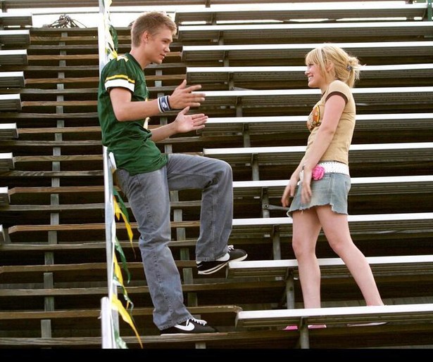 Hilary Duff is Assepoester 2.0 in het meeslepende A Cinderella Story