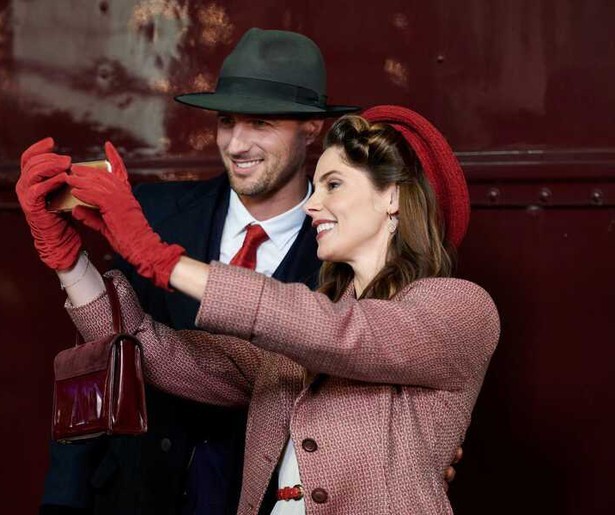 Ashley Greene en Brendan Penny starten een bijzondere zoektocht in A LIttle Christmas Charm