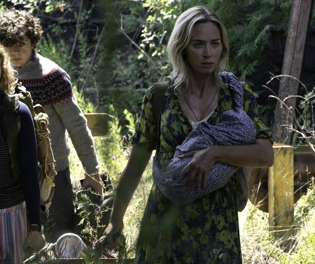 Emily Blunt neemt het niet alleen op tegen monster in A Quiet Place Part II