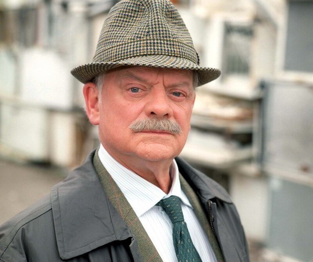 Nieuwe moordzaak én verse partner voor Frost