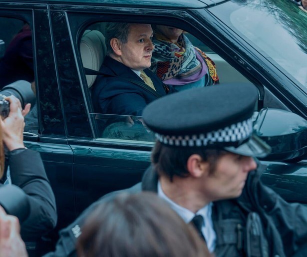 De Britse miniserie A Very Royal Scandal van start op NPO 2