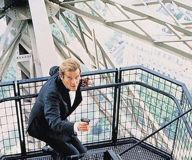 Roger Moore tegen Christopher Walken in A View to a Kill