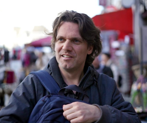 Josse de Voogd onderzoekt de politieke kleur van Europeanen in Aangehaakt