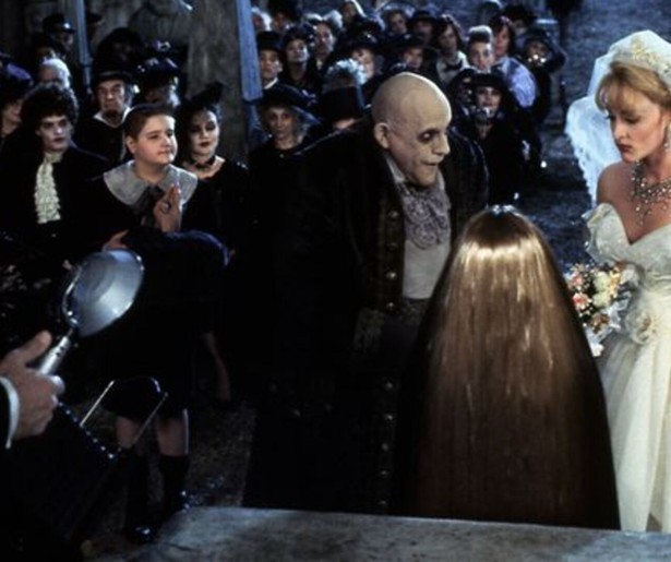 Pugsley en Wendesday krijgen een broertje in The Addams Family Values