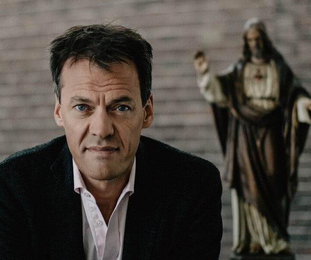 De geloofsopvoeding van Özcan Akyol