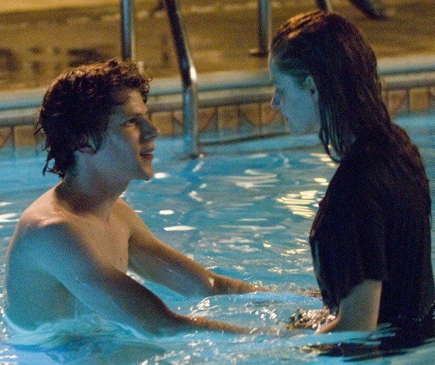 Jesse Eisenberg werkt in Adventureland