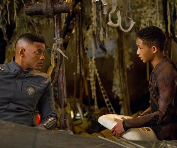 Will en Jaden Smith vechten samen om te overleven in After Earth