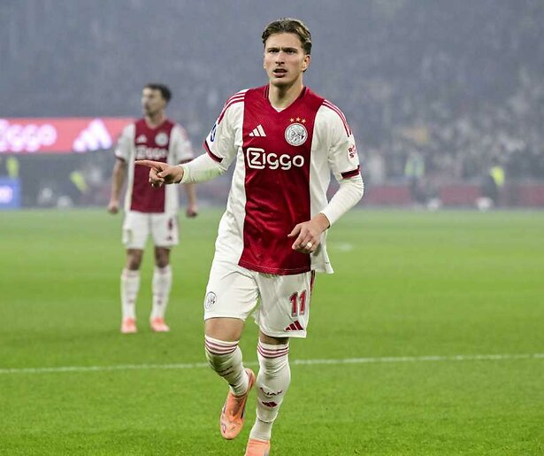 Ajax gaat op bezoek bij aartsrivaal FC Utrecht in de Galgenwaard