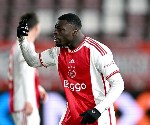 Ajax start de tweede seizoenshelft van de Eredivisie uit tegen Go Ahead Eagles