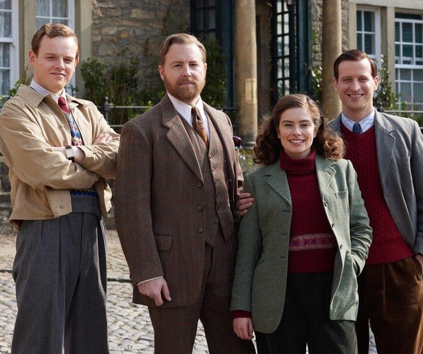 James plant zijn huwelijksreis in derde seizoen All Creatures Great and Small