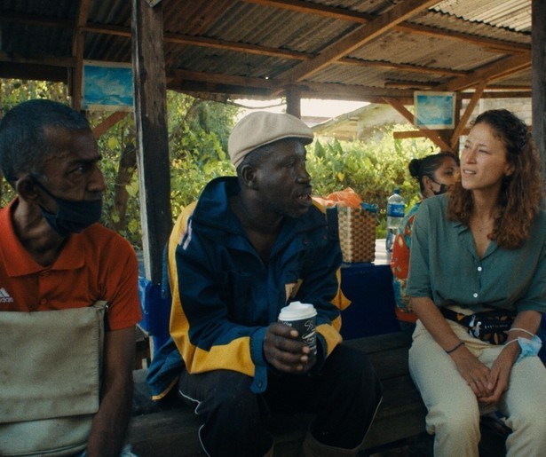 Amber Kortzorg ziet wat de recessie doet met Suriname