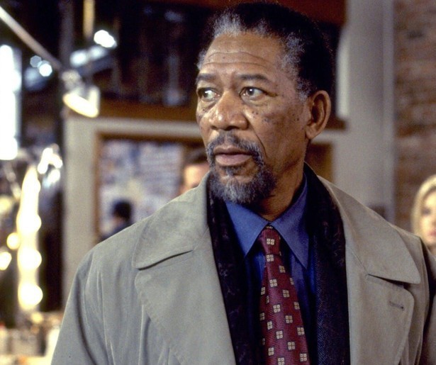 Morgan Freeman belandt in een zenuwslopende zoektocht in Along Came a Spider