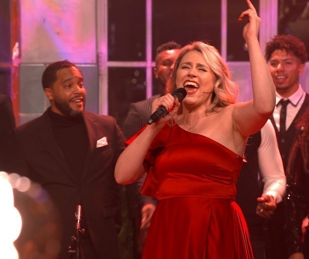 Een swingende finale van Amazing Grace