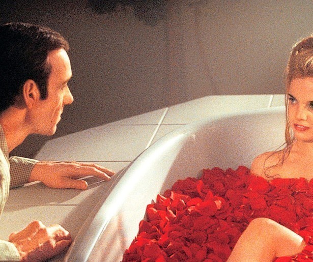 Kevin Spacey besluit zijn leven helemaal om te gooien in American Beauty