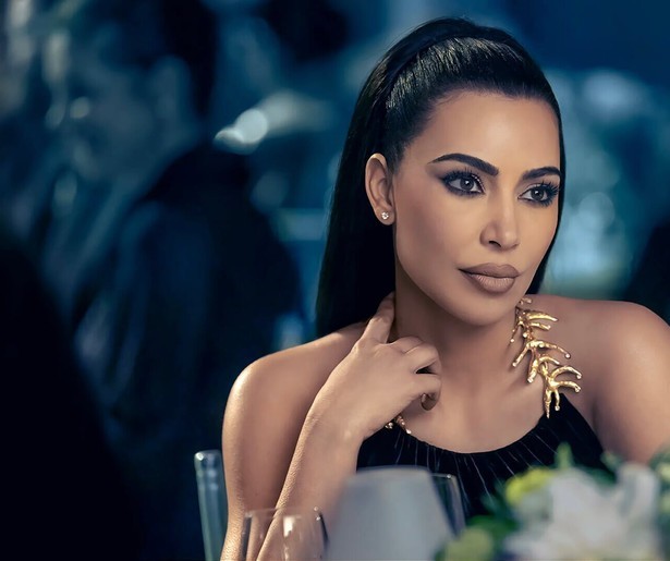 Kim Kardashian maakt haar acteerdebuut in het nieuwe seizoen Smerican Horror Story: Delicate 