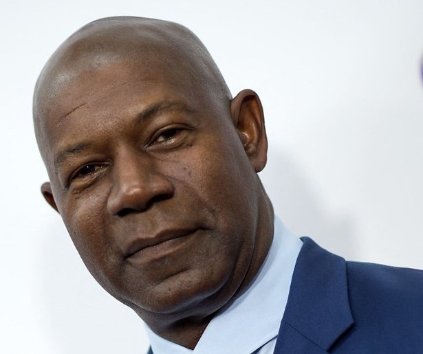 Dennis Haysbert duikt in de wereld van echte misdaad in American Justice 
