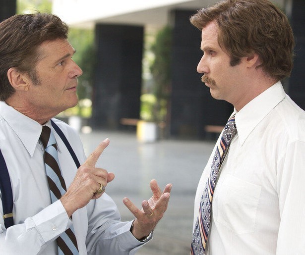 Will Ferrell is in Anchorman: The Legend of Ron Burgundy een nieuwslezer