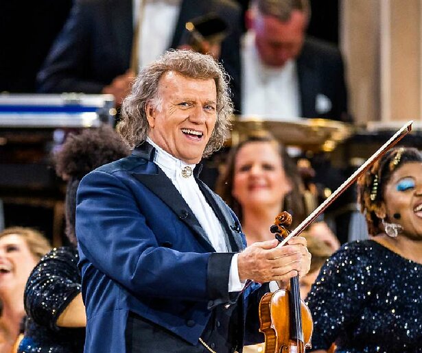 André Rieu zet het Vrijthof weer op zijn kop in André Rieu - Welkom In Mijn Wereld