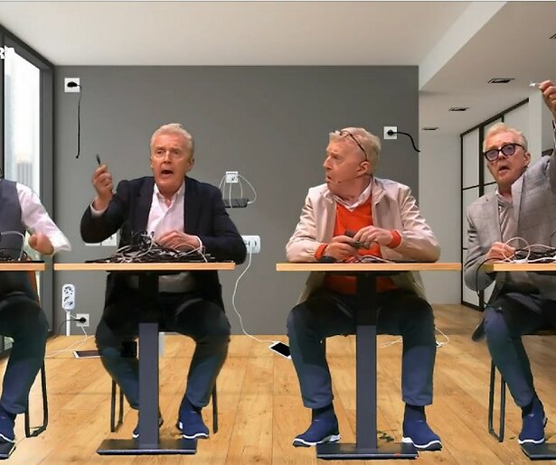 Kijkers lovend over André van Duin in Even Tot Hier