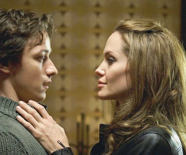 James McAvoy droomt van een spannender leven in Wanted