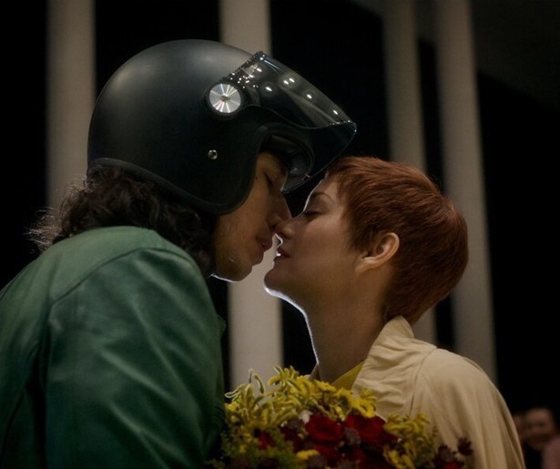 Het liefdesverhaal van Adam Driver en Marion Cotillard in musicalfilm Annette