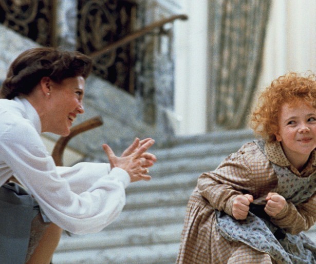 Een kerstengel met rode krullen: Annie is terug op de buis