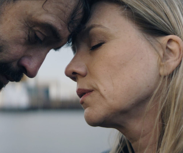 Wat staat Jurre en Saar te wachten in de grote finale van Anoniem?