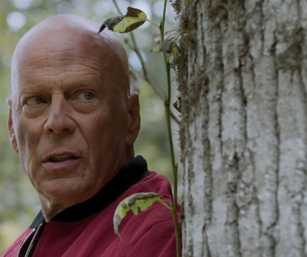 Is Bruce Willis iedereen te slim af in Apex Predator?