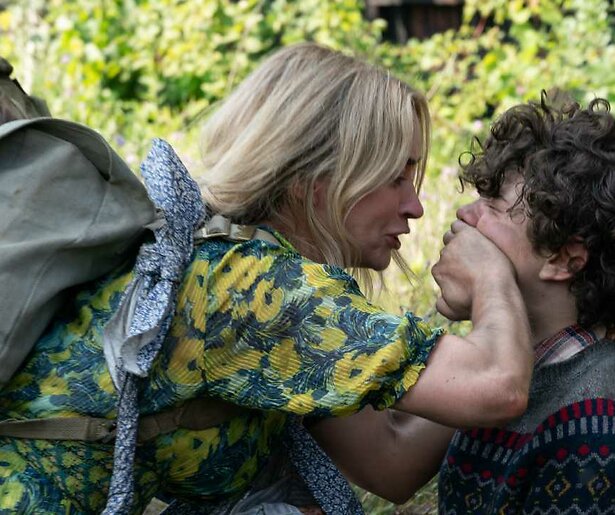 Familie Abott opnieuw muisstil in A Quiet Place Part II