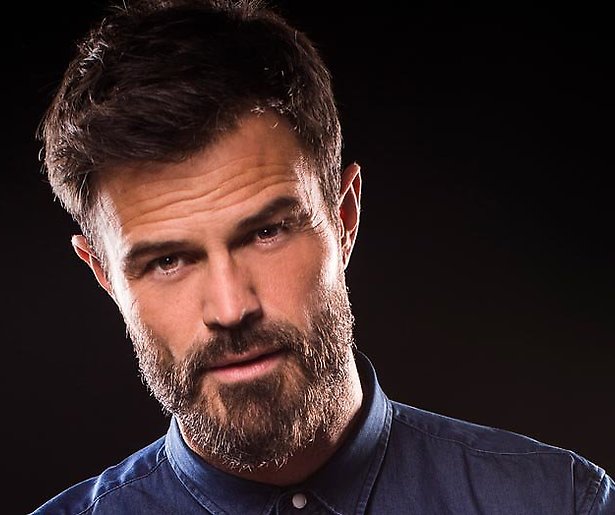 Arie Boomsma deelt eerste foto van dochtertje