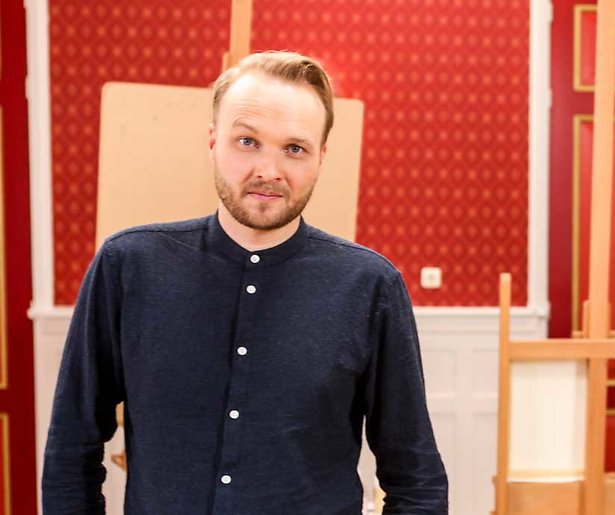 Arjen Lubach behandeld aan gezwel schildklier