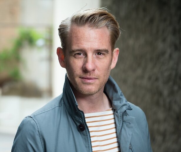 Art Rooijakkers gaat voor RTL4 de huizenmarkt op