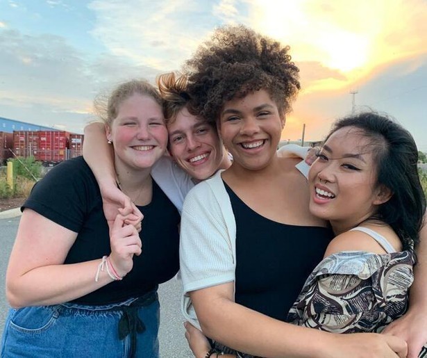 Nieuwe reeks Au Pairs van start in New York