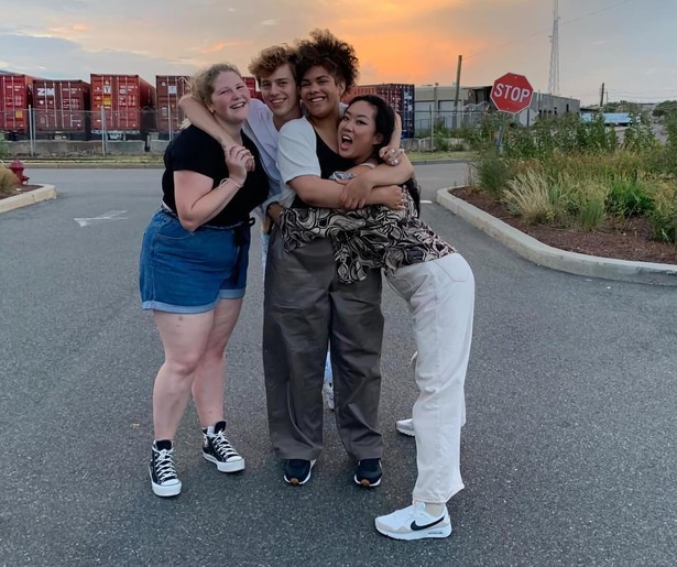 Het slot van Au Pairs krijgt een dramatische wending