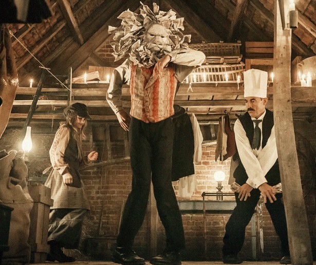 Zwendel met oorlogsmonumenten