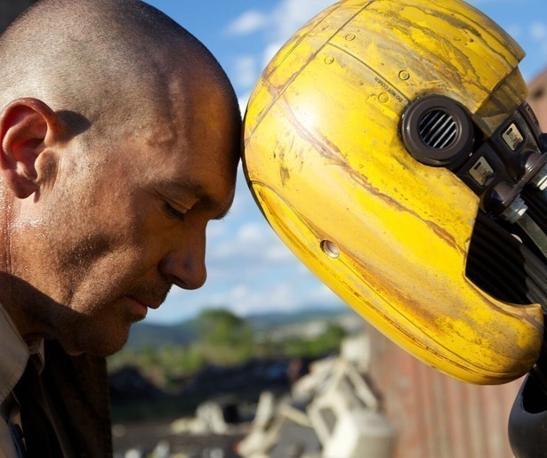 Antonio Banderas ontdekt de duistere kant van technologie in Automata