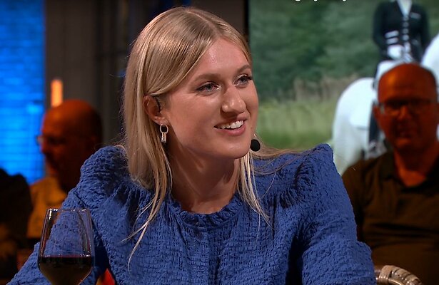 Renze Klamer in verlegenheid gebracht door Britt Dekker